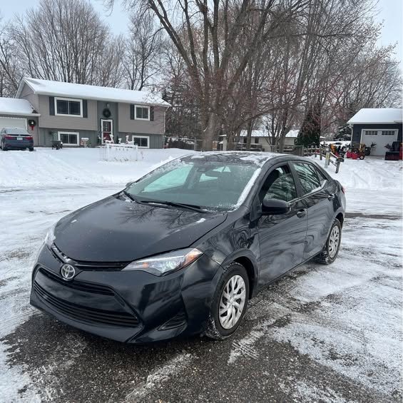 2018 Toyota Corolla LE Sedan 4D