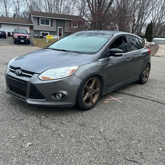 2012 Ford Focus Titanium Hatchback 4D
