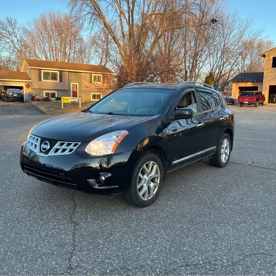 2013 Nissan Rogue SV w/SL Pkg Sport Utility 4D